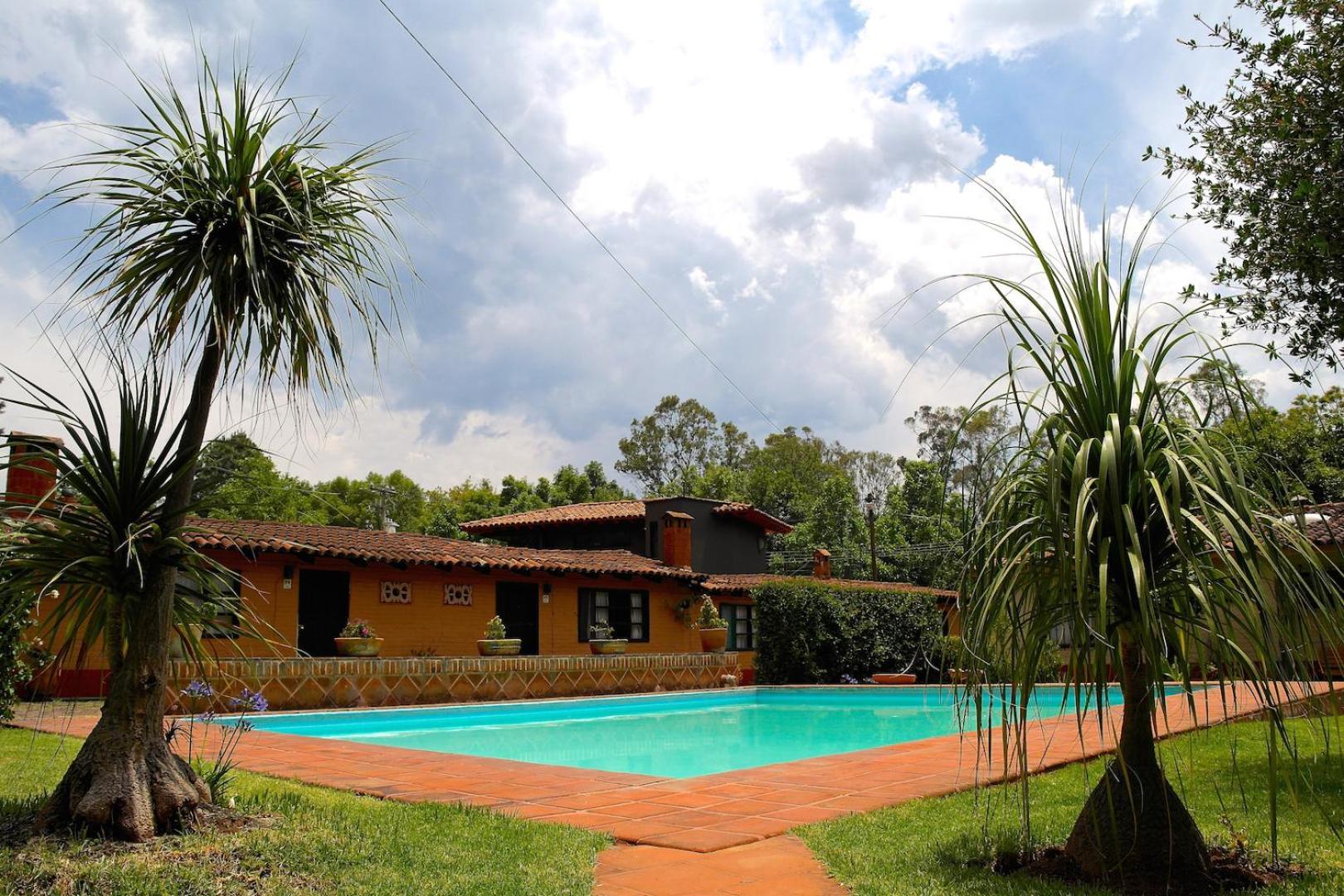 Villa Patzcuaro Garden Hotel Exterior photo