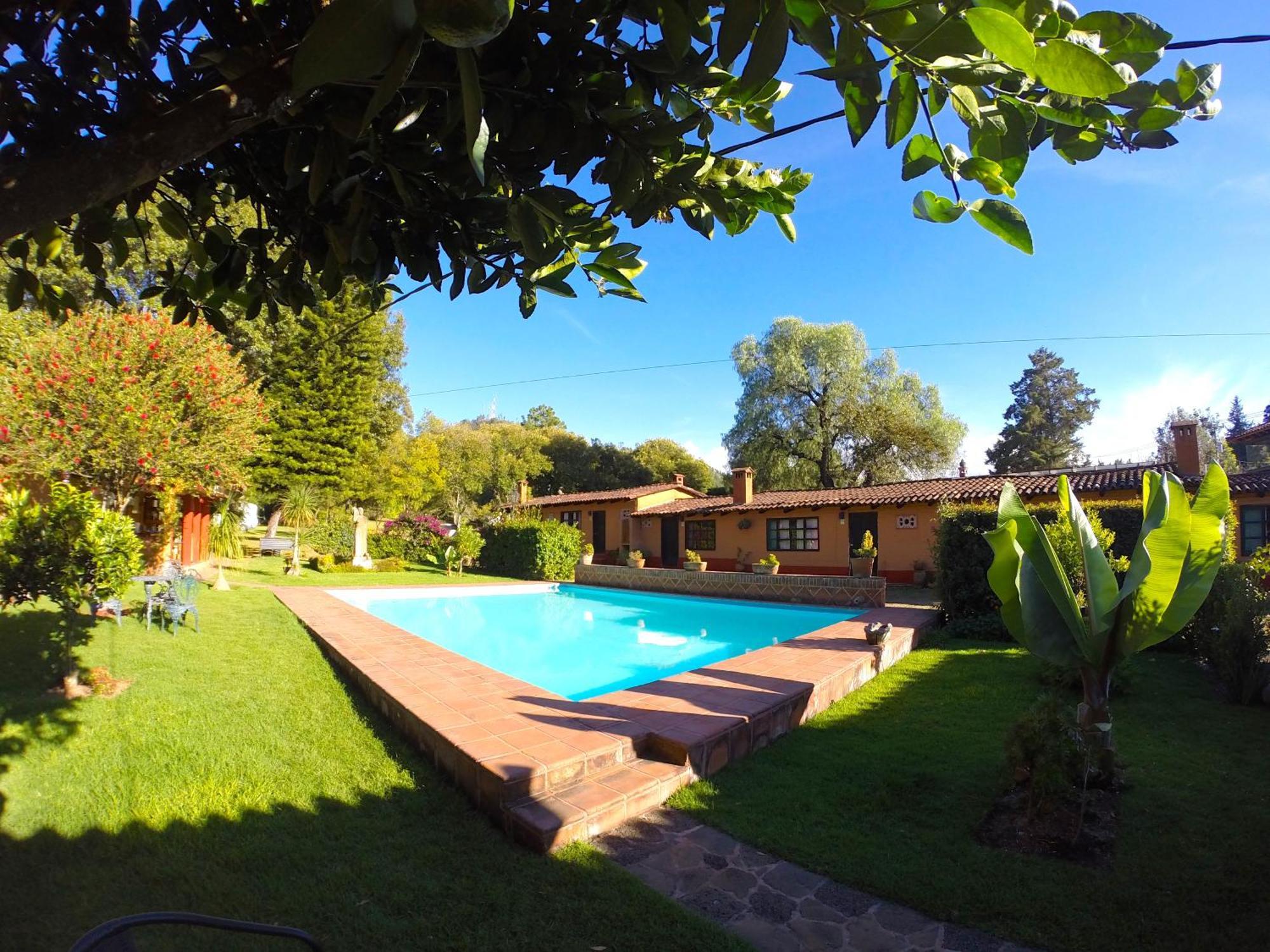 Villa Patzcuaro Garden Hotel Exterior photo